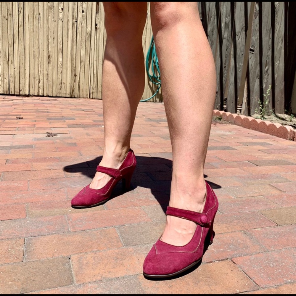 Wine-colored 1940s style Mary Jane Pumps
